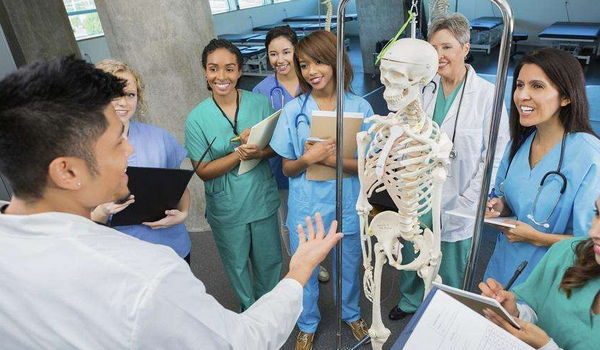 美国医学院录取考核